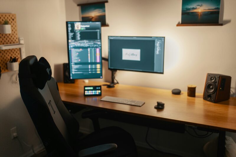 monitor-arm