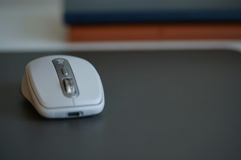 logicool-mouse
